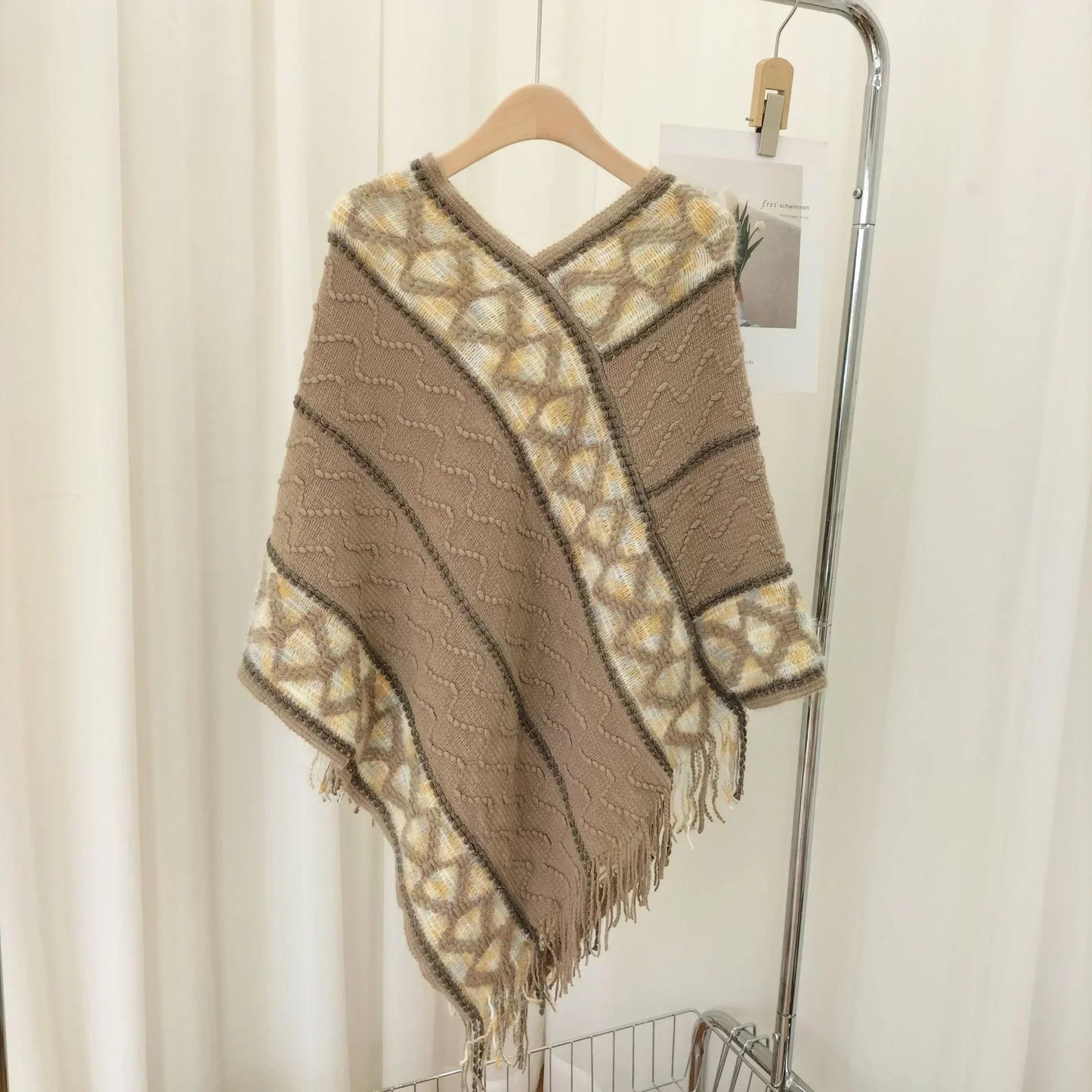 Ethnic style fringe knit shawl 🔥