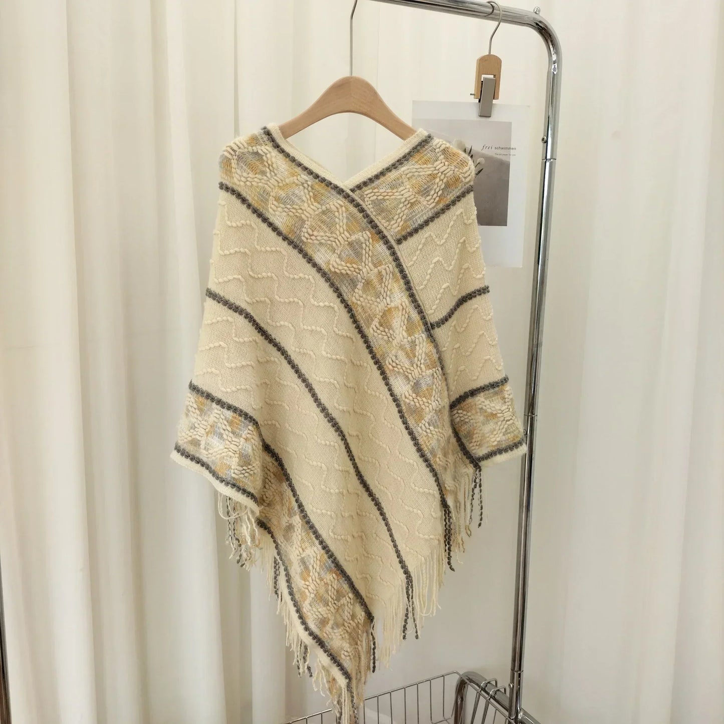 Ethnic style fringe knit shawl 🔥